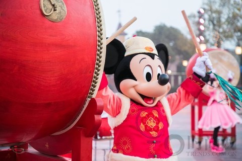 上海迪士尼度假區開啟新春節慶，為傳統年俗體驗更添神奇