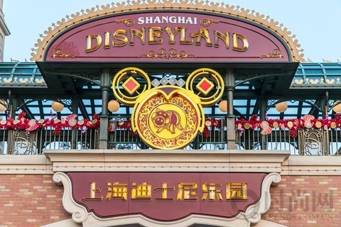 上海迪士尼度假區開啟新春節慶，為傳統年俗體驗更添神奇