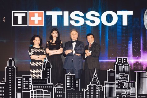 天梭表携手刘亦菲共赴卡森臻我系列发布盛典