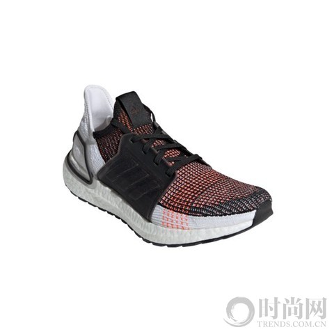 只管去迸发 -- 阿迪达斯推出 UltraBOOST 19 系列跑鞋新配色