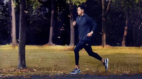 阿迪達(dá)斯推出2019秋冬款 UltraBOOST All Terrain系列跑鞋