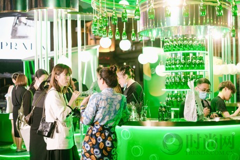 Perrier巴黎水「泡出活力」北京站正式開啟 中西碰撞，演繹“怪趣老泡兒”