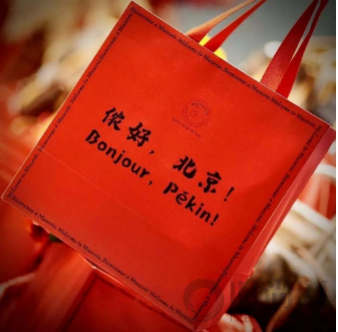 北京侬好｜这个冬天三里屯最美的一抹红，是musevie北京店