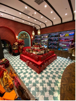 北京侬好｜这个冬天三里屯最美的一抹红，是musevie北京店
