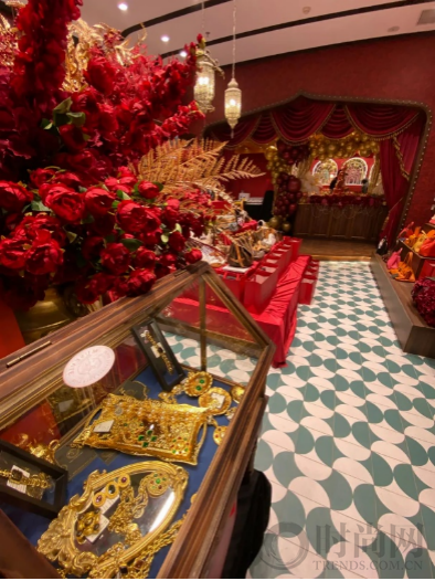 北京侬好｜这个冬天三里屯最美的一抹红，是musevie北京店