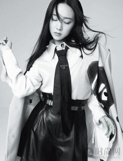 鲜活无龄的李子璇