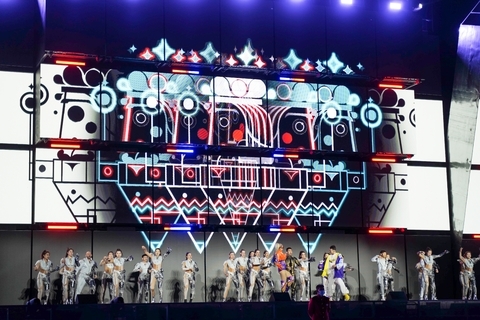 北京欢乐谷15周年巨献：六期•天光夜谭将于五一高光呈现