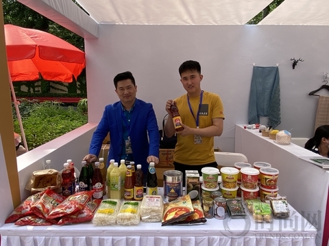 你想念泰國嗎？—— “泰國街頭美食迎宋干”