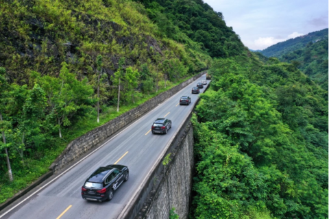 無(wú)責(zé)任不豪華 十五載助力保護(hù)非遺傳承  2021“BMW 中國(guó)文化之旅”云南探訪(fǎng)活動(dòng)正式開(kāi)啟