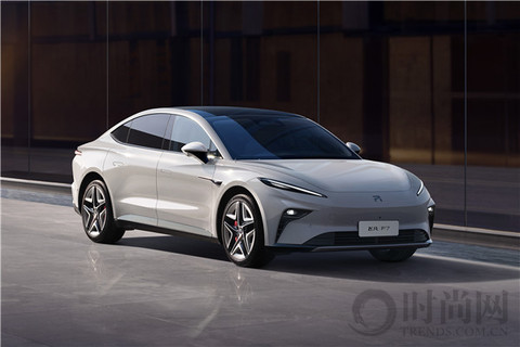 中大型豪華純電轎車飛凡F7正式上市 售價(jià)20.99萬-30.19萬