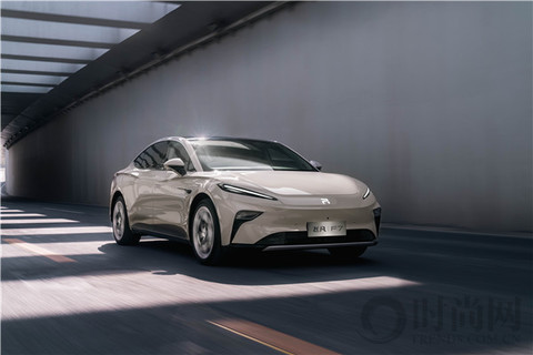 中大型豪華純電轎車飛凡F7正式上市 售價(jià)20.99萬-30.19萬