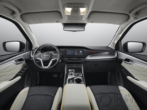 D-MAX V-CROSS全新上市，引領高端皮卡新標桿