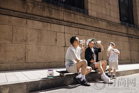 a2紫噸噸，帶60歲父親重回“追風少年”