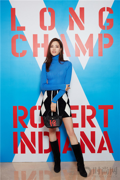 焕新经典 携爱而来  LONGCHAMP X ROBERT INDIANA 系列发布