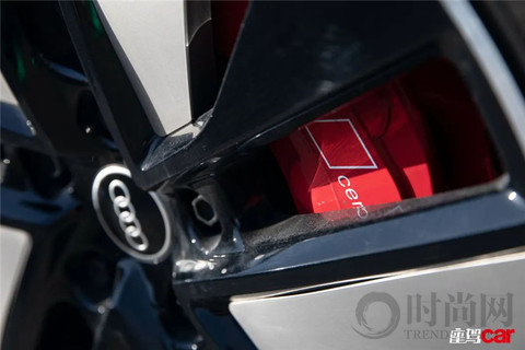 座驾年度性能车 | 机械魅力保持在线——奥迪e-tron GT/RS e-tron GT