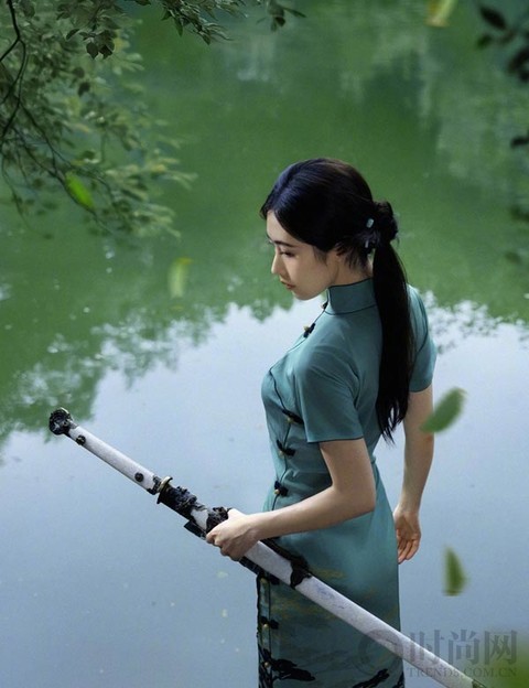 峨眉派女子功夫團 ：玄女下凡峨眉山