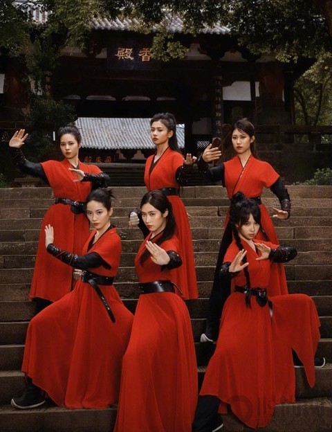 峨眉派女子功夫團 ：玄女下凡峨眉山