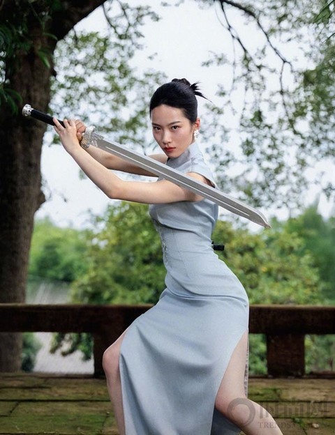峨眉派女子功夫團 ：玄女下凡峨眉山